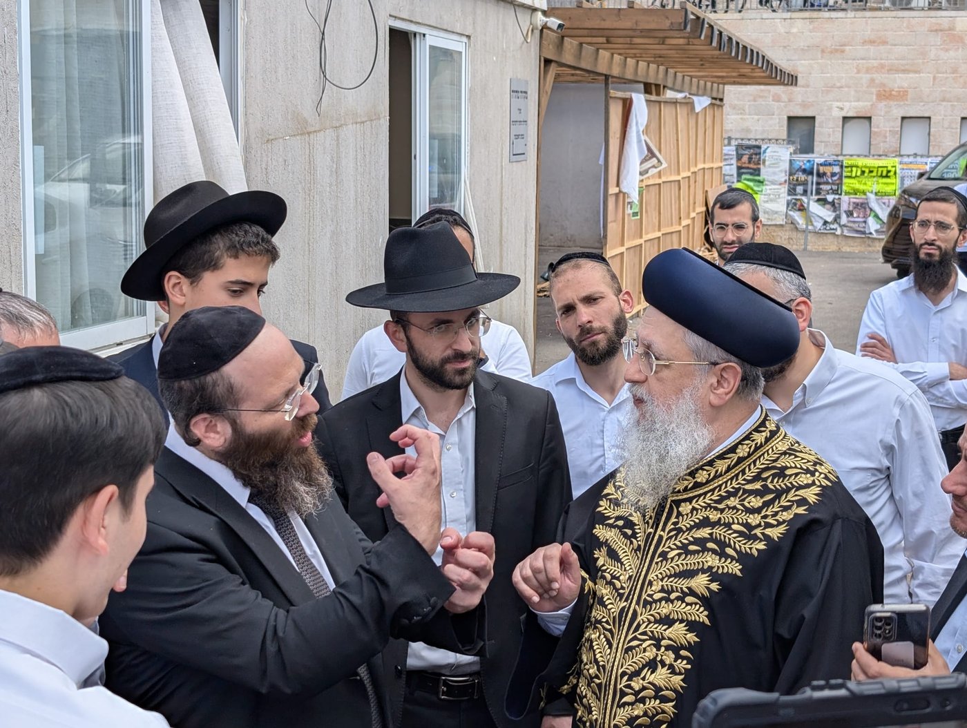הגר"ד יוסף בקהילת חניכי הישיבות