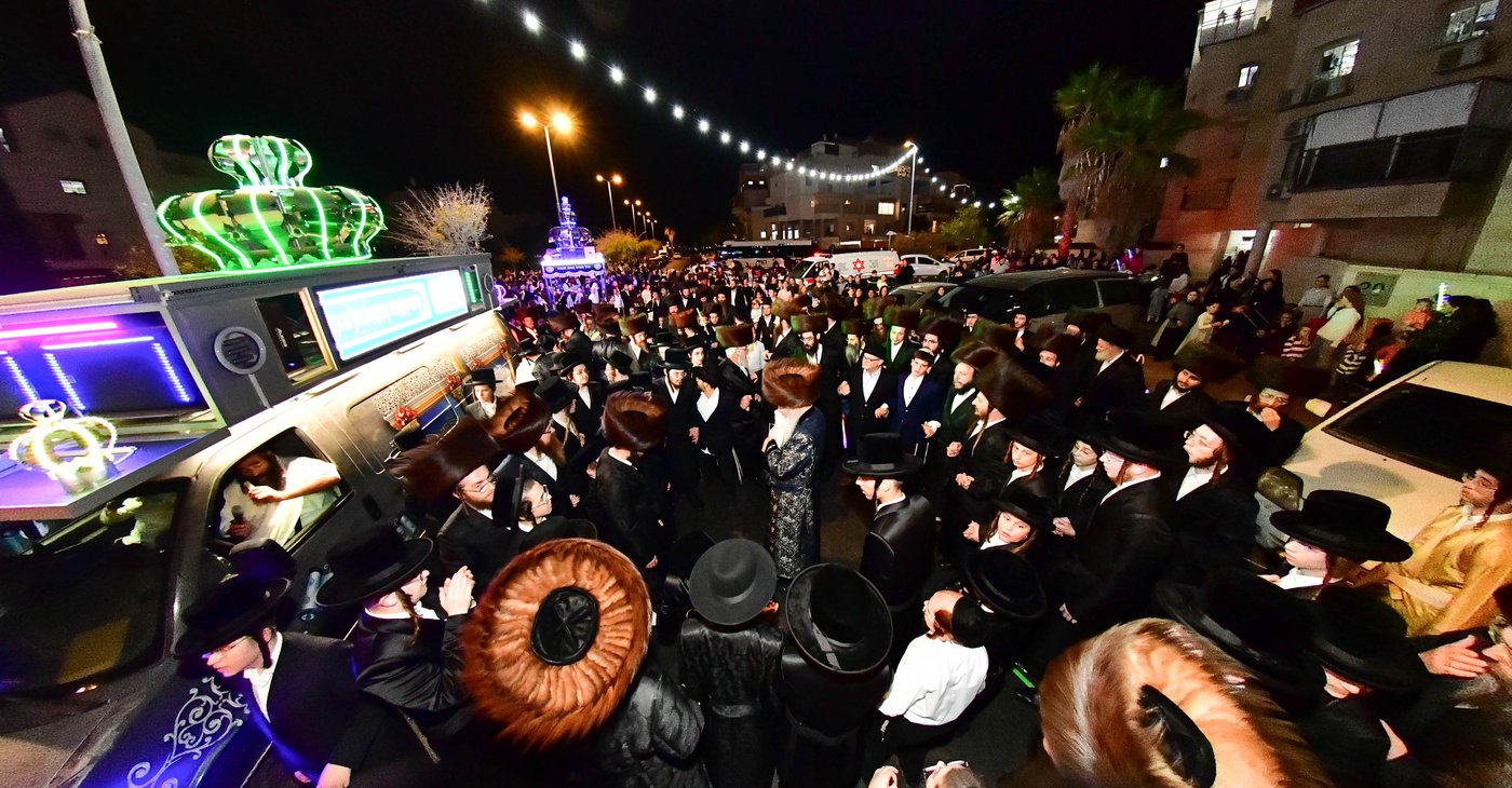מעמד הכנסת ספר התורה בהורניסטייפול