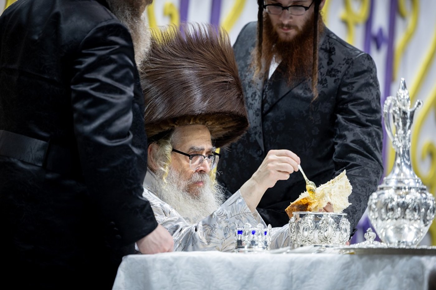 האדמו"ר מסאטמר שליט"א בטיש חול המועד סוכות | צילום: איצי מ. - היי רעז