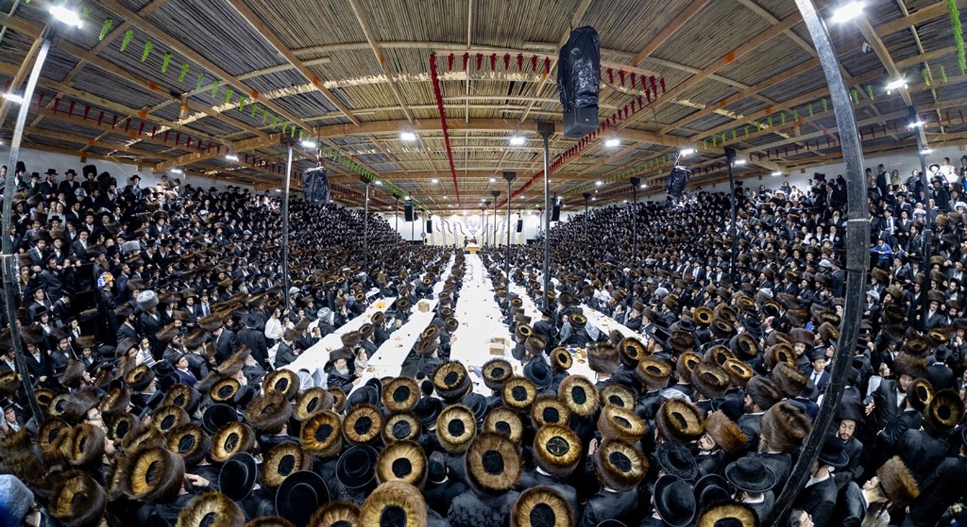 האדמו"ר מסאטמר שליט"א בטיש חול המועד סוכות | צילום: איצי מ. - היי רעז