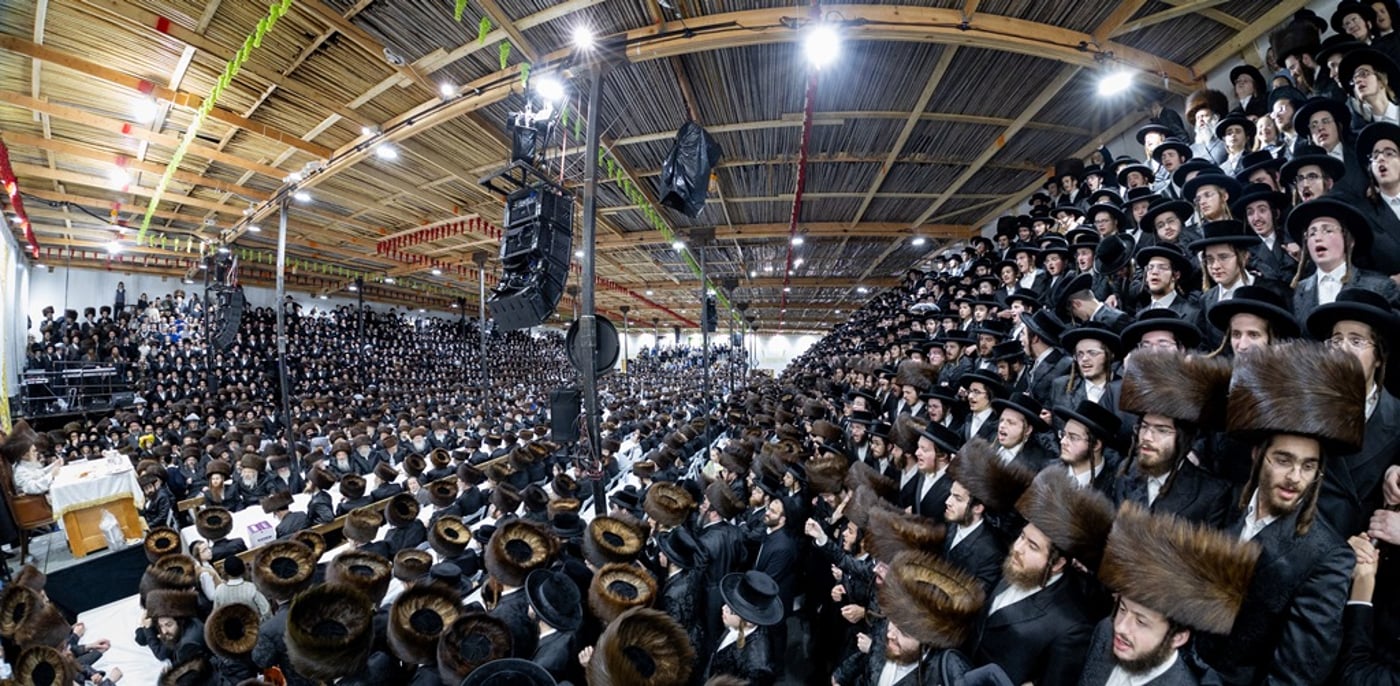 האדמו"ר מסאטמר שליט"א בטיש חול המועד סוכות | צילום: איצי מ. - היי רעז