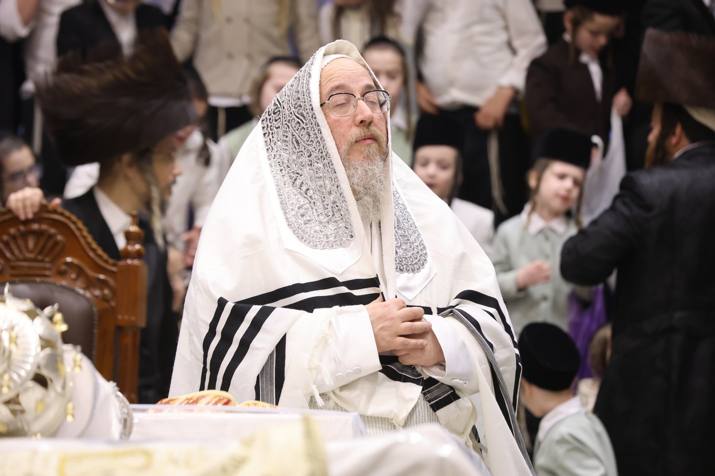 הקפות שניות בחצר הקודש ביאלה בני ברק | צילום: דוד ארזני