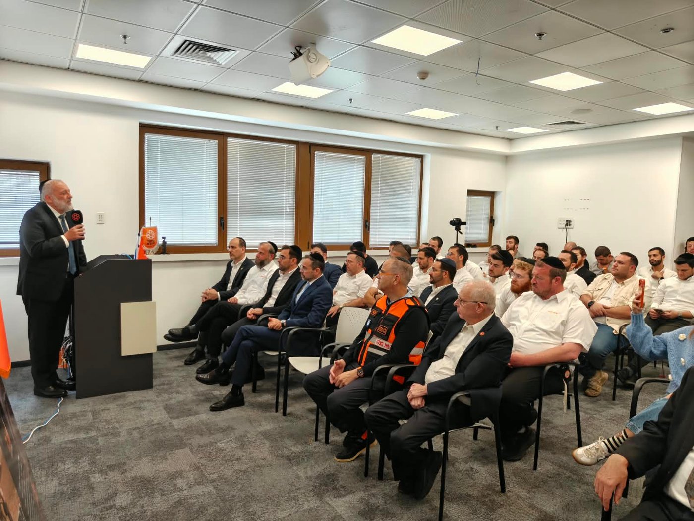 דרעי: מתנדבי איחוד הצלה הצילו את חייו של ראש המוסד