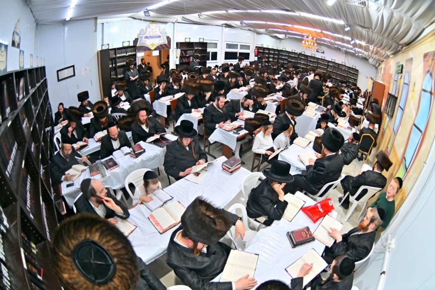 ימי החג בחצר ספינקא בית שמש