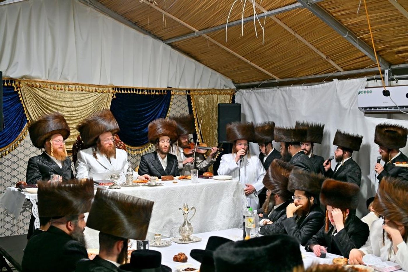ימי החג בחצר ספינקא בית שמש