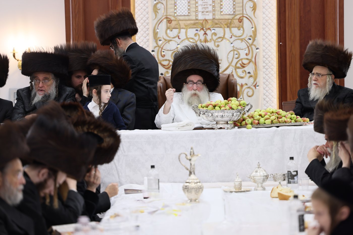 חג הסוכות בחצר תולדות צבי דספינקא | צילום: שלמה ב.