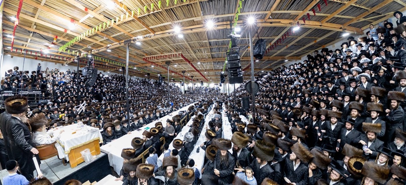 האדמו"ר מסאטמר שליט"א בשמחת בית השואבה | צילום: איציק מ. - היי רעז