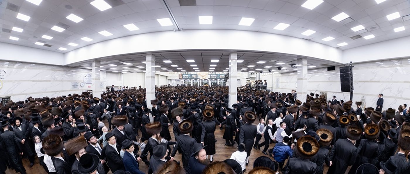 האדמו"ר מסאטמר שליט"א בשמחת בית השואבה | צילום: איציק מ. - היי רעז