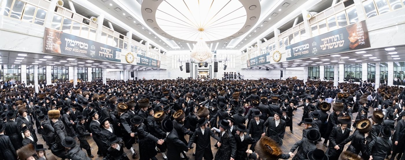 האדמו"ר מסאטמר שליט"א בשמחת בית השואבה | צילום: איציק מ. - היי רעז