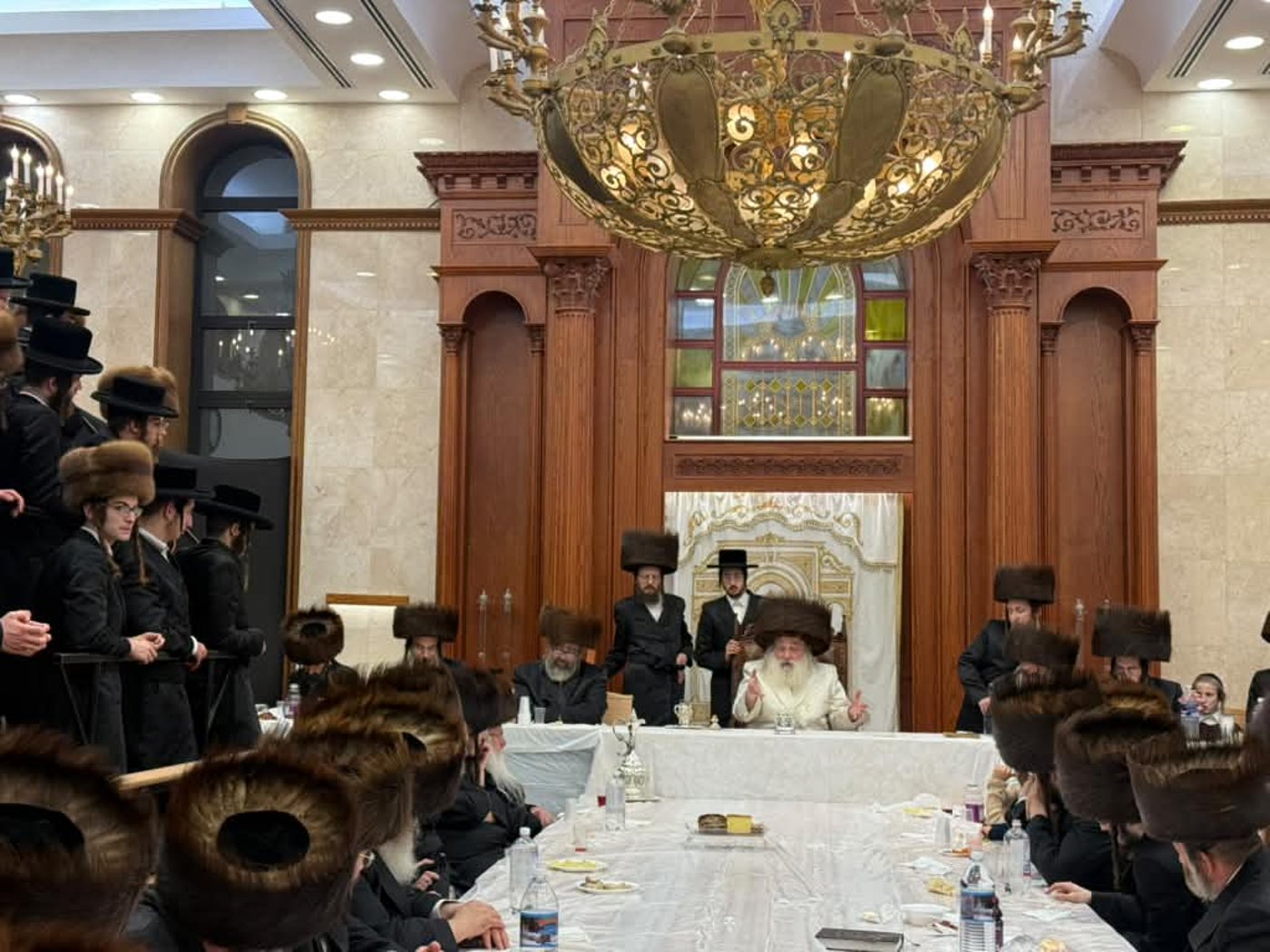 ימי החג בחצר קראלי • צילום: באדיבות המצלם