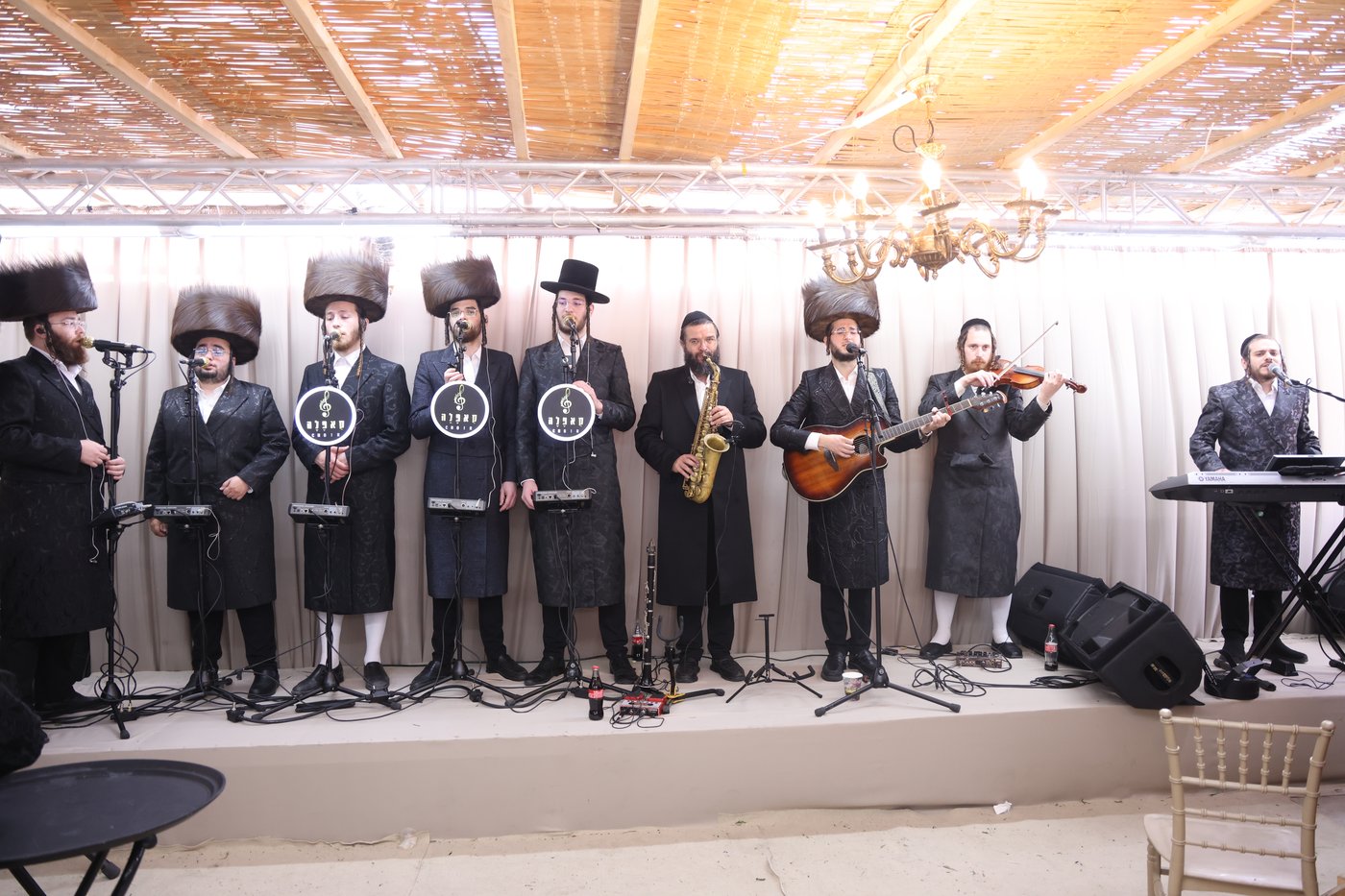 סעודת הנגידים אצל הגאון רבי משה שטרנבוך שליט"א | צילום: שמואל דריי