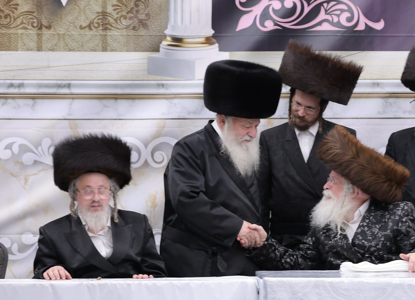 ירח האיתנים בחצר הקודש נדבורנה ירושלים | צילום: שימי פ.