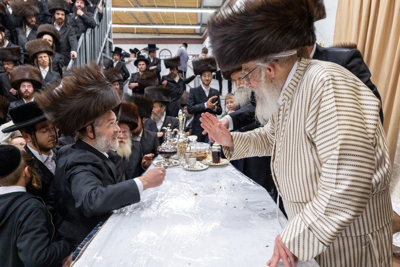 חג הסוכות בחצר הקודש פינסק קרלין