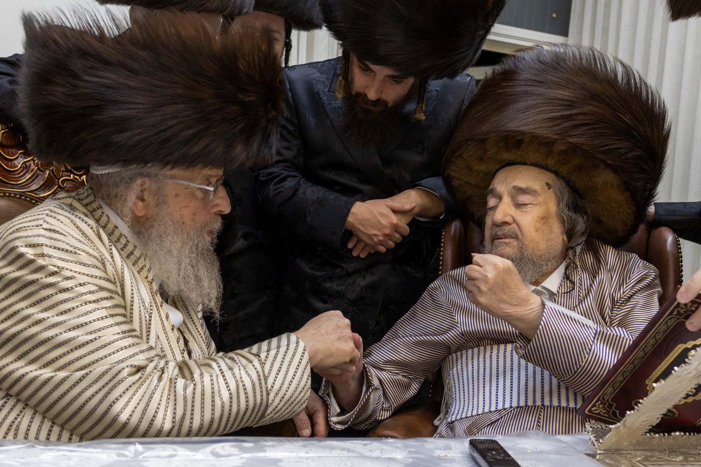 חג הסוכות בחצר הקודש פינסק קרלין