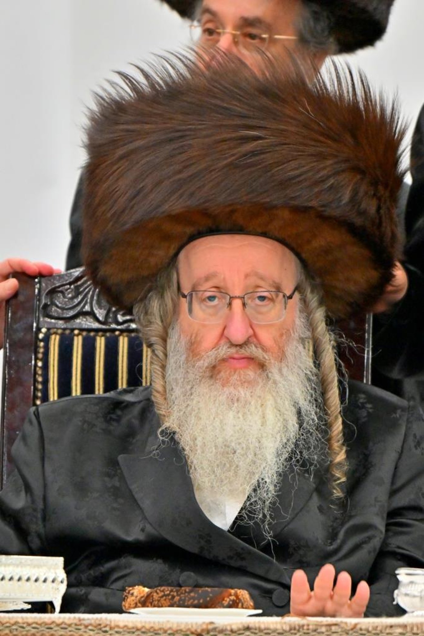 האדמו"ר מביאלה שליט"א בטיש חול המועד סוכות | צילום: יהושע פרוכטר