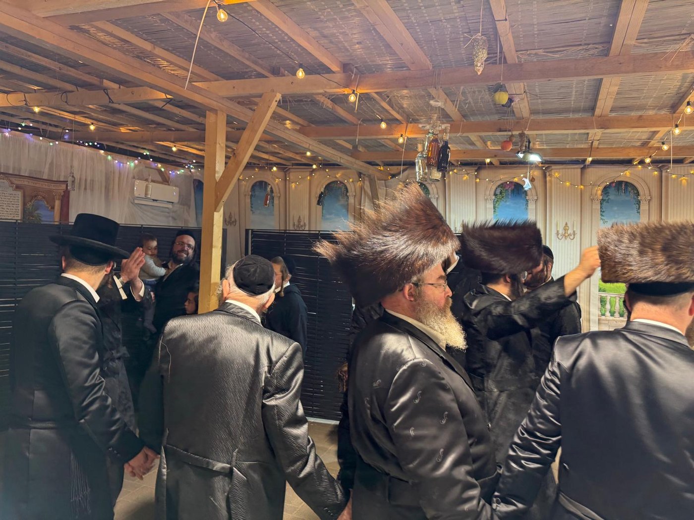 ירח האיתנים בקרעסטיר | צילום: באדיבות המצלם