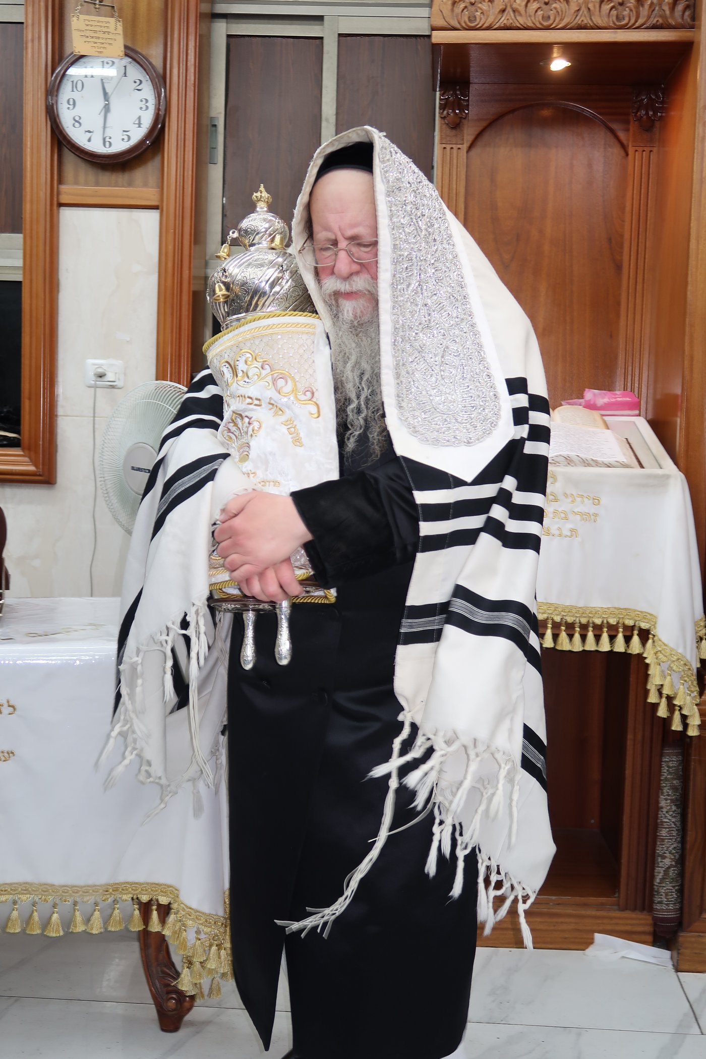 הקפות שניות בחצר קוזמיר | צילום: י. פריד