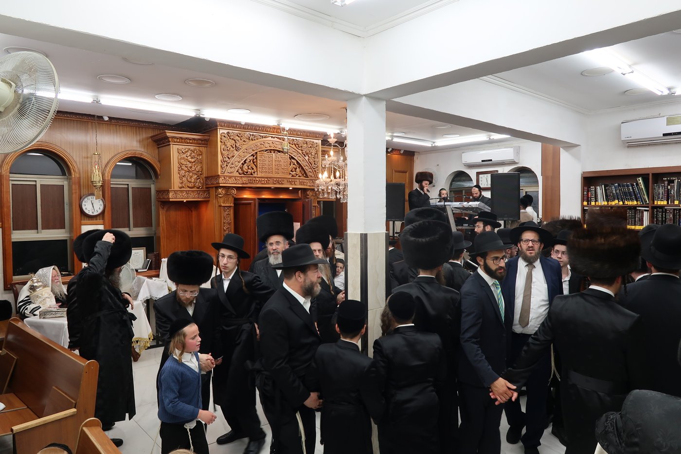 הקפות שניות בחצר קוזמיר | צילום: י. פריד