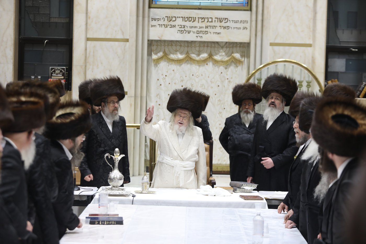 נעילת החג בחצר הקודש מונקאטש | צילום: אחים לאנטשעווסקי - הלל ל"ש
