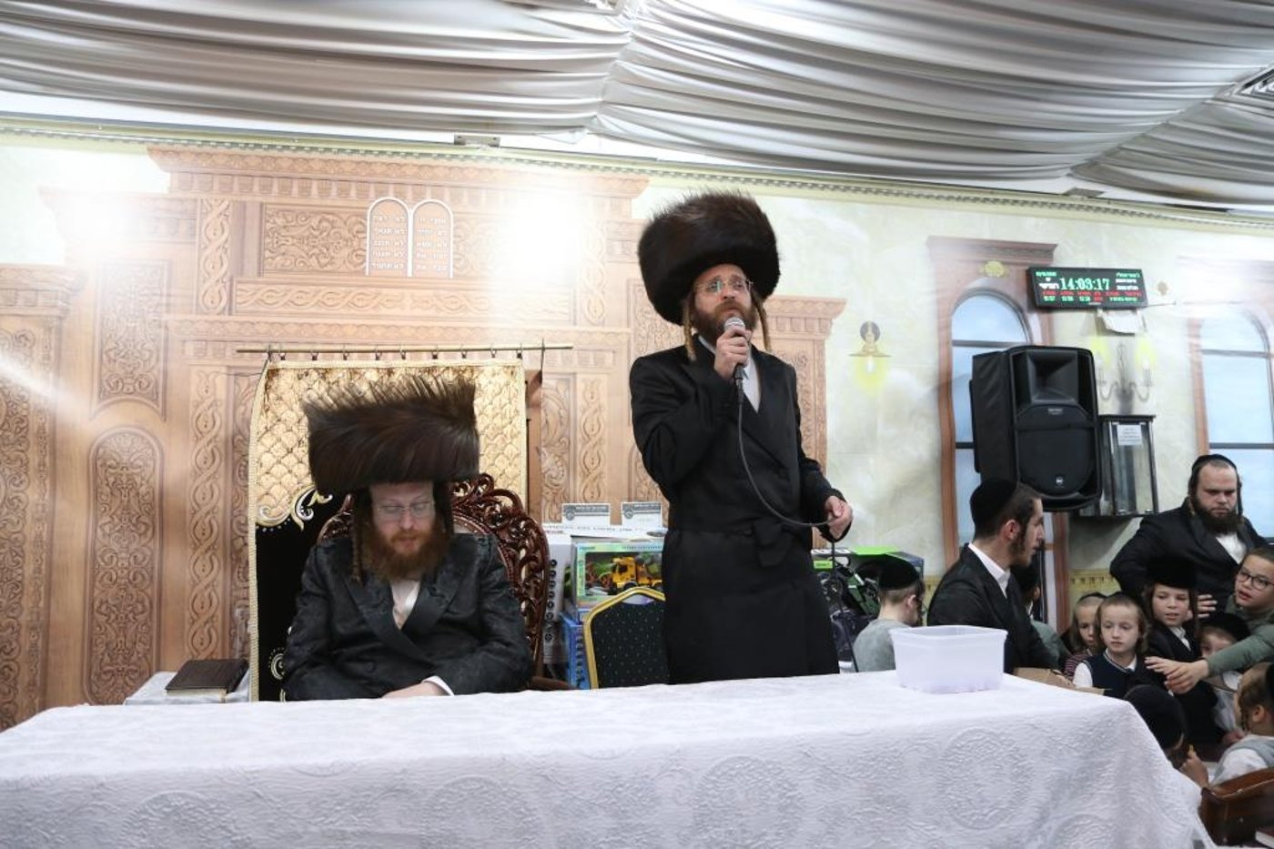 חג הסוכות בחצר הקודש ספינקא בית שמש