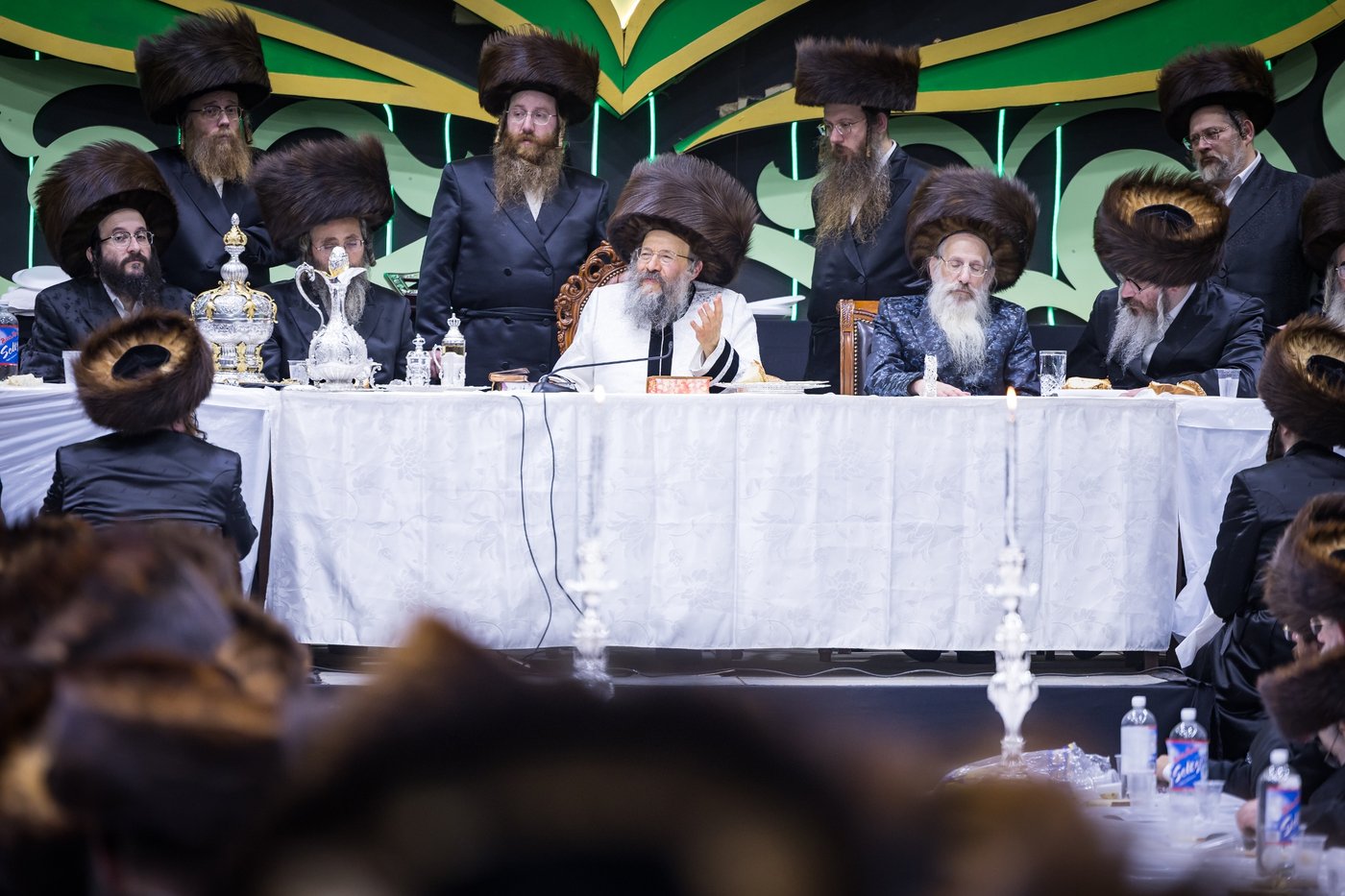 ירח האיתנים בחצר הקודש באבוב 45