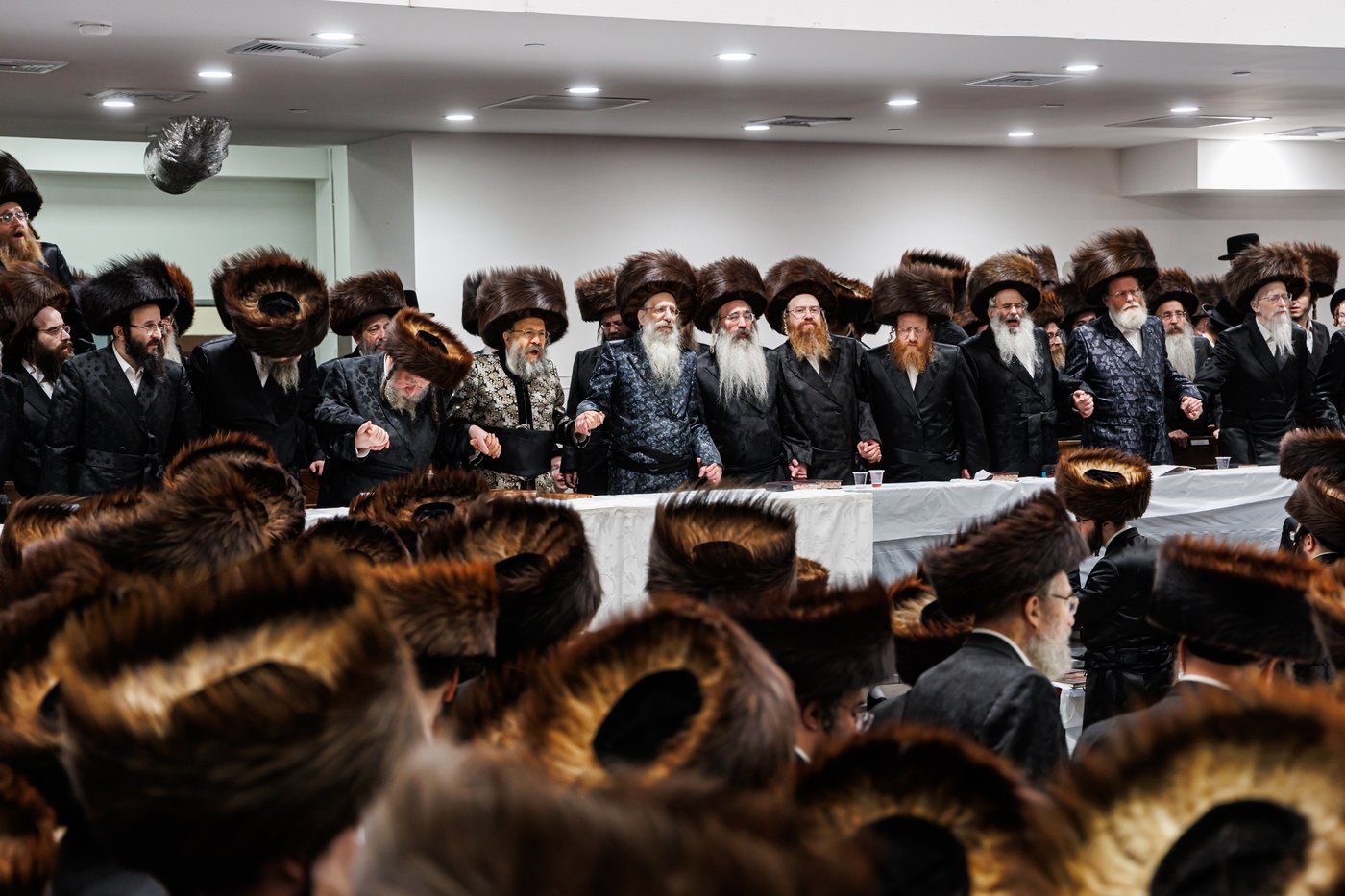 ירח האיתנים בחצר הקודש באבוב 45