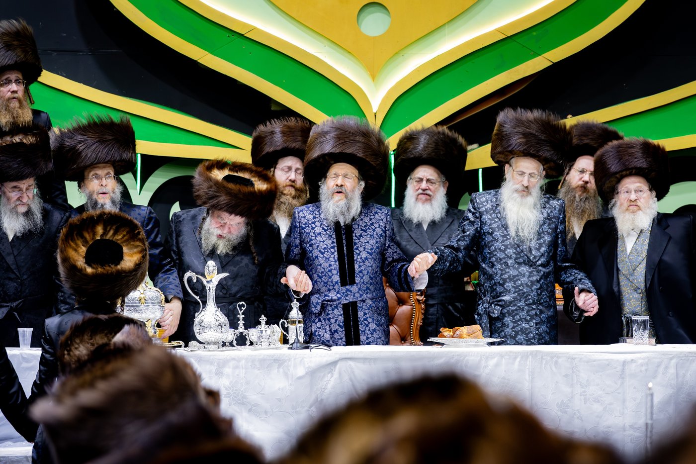 ירח האיתנים בחצר הקודש באבוב 45