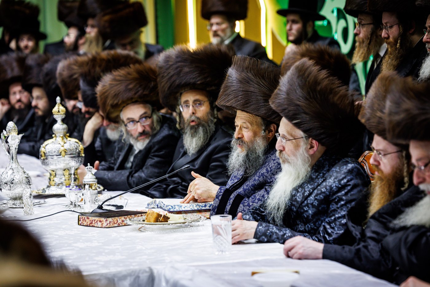 ירח האיתנים בחצר הקודש באבוב 45