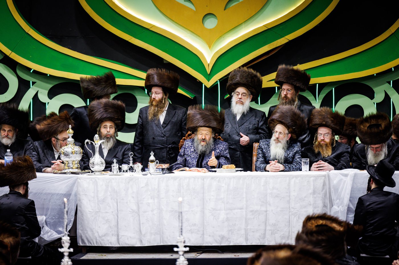 ירח האיתנים בחצר הקודש באבוב 45