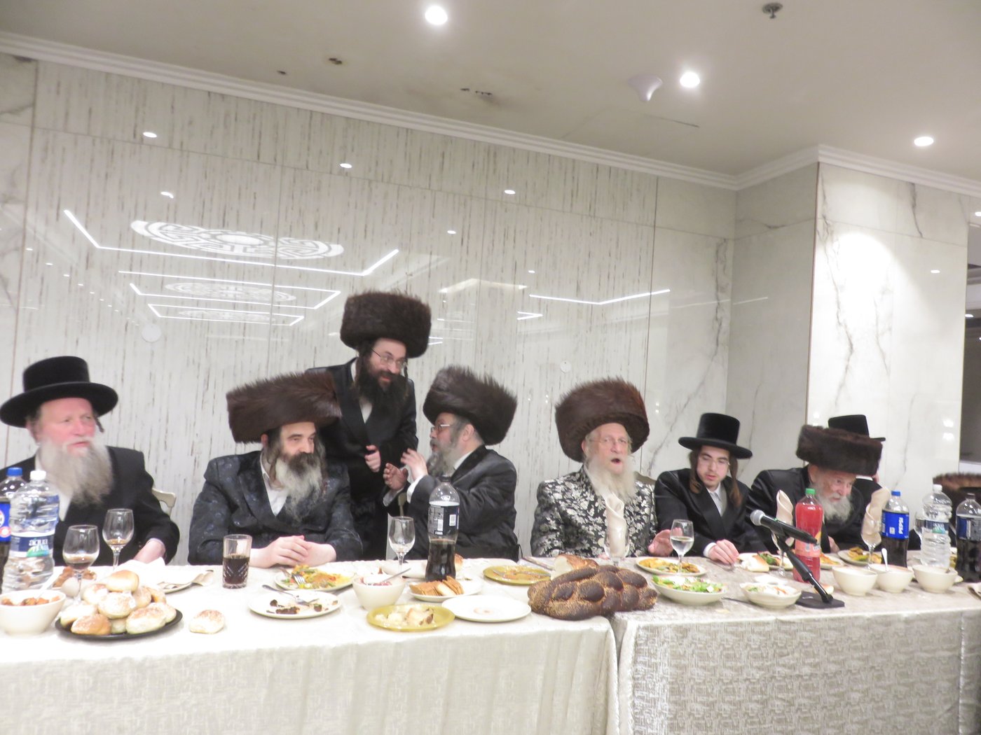 שמחת האירוסין בבני ברק | צילום: א.כ.