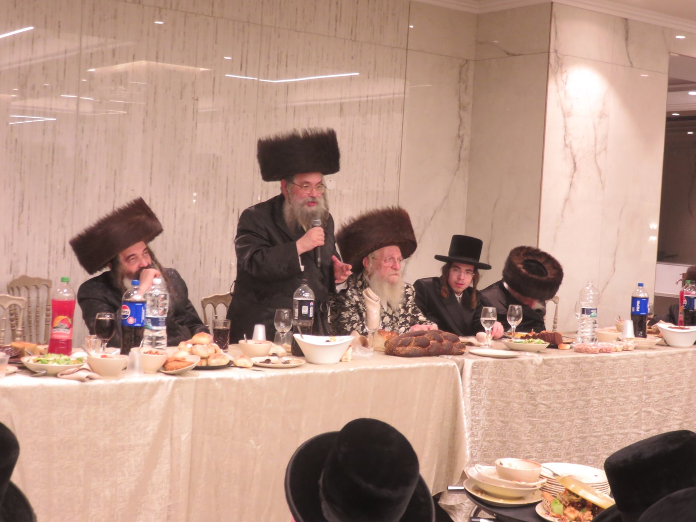 שמחת האירוסין בבני ברק | צילום: א.כ.