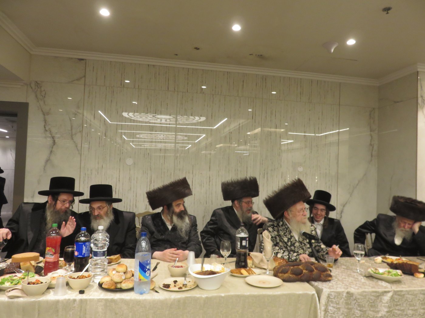 שמחת האירוסין בבני ברק | צילום: א.כ.