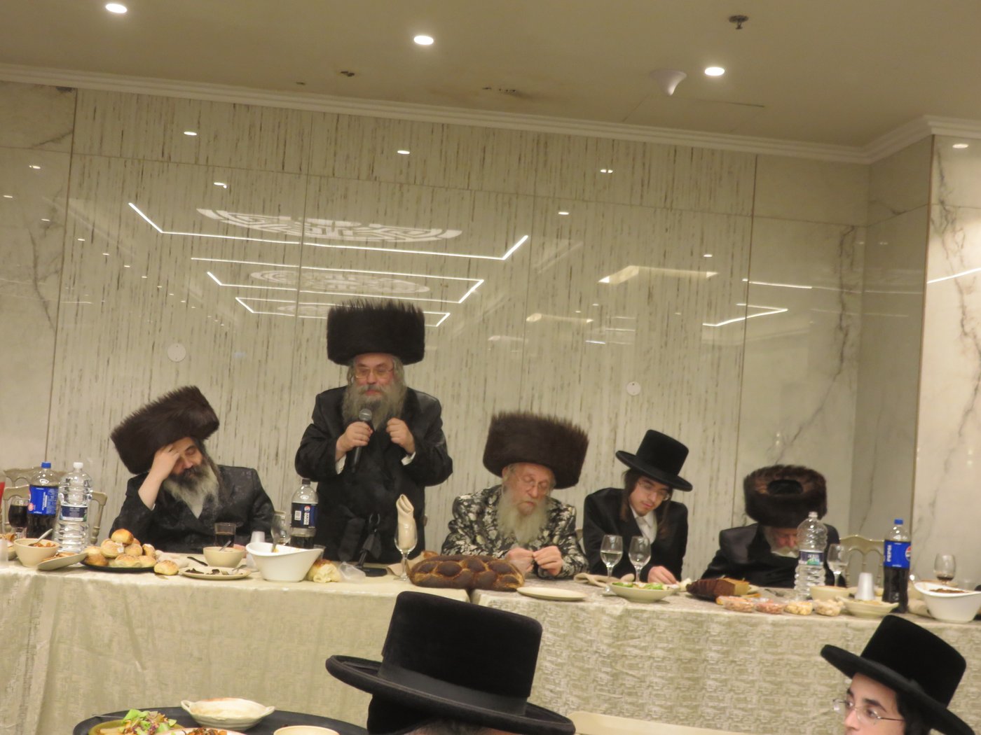 שמחת האירוסין בבני ברק | צילום: א.כ.