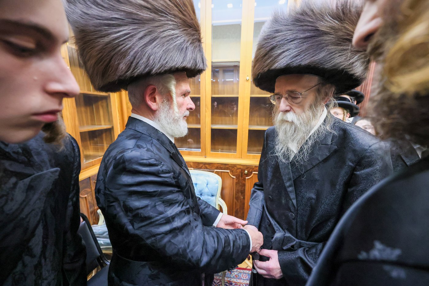 הבחורים במעון ה'ויואל משה' זי"ע ברחוב בעדפארד 500 | צילום: באדיבות המצלם