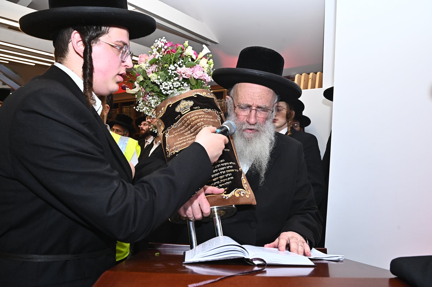 הילולת בעל החתם סופר זיע"א בפרעשבורג
