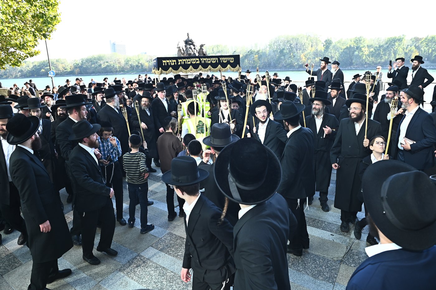 הילולת בעל החתם סופר זיע"א בפרעשבורג