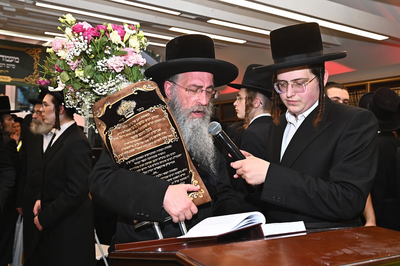 הילולת בעל החתם סופר זיע"א בפרעשבורג