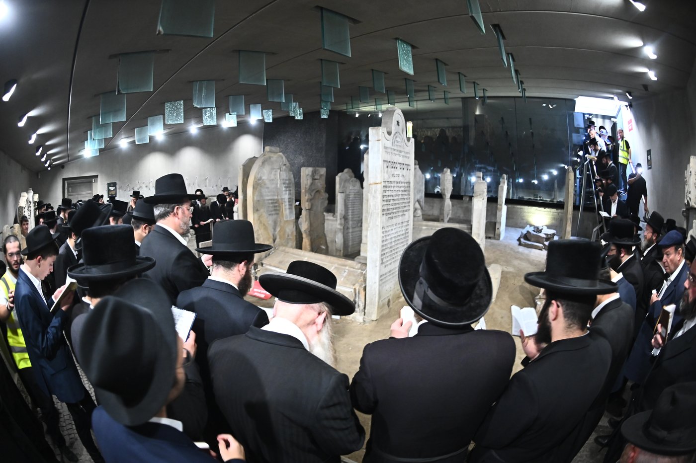 הילולת בעל החתם סופר זיע"א בפרעשבורג