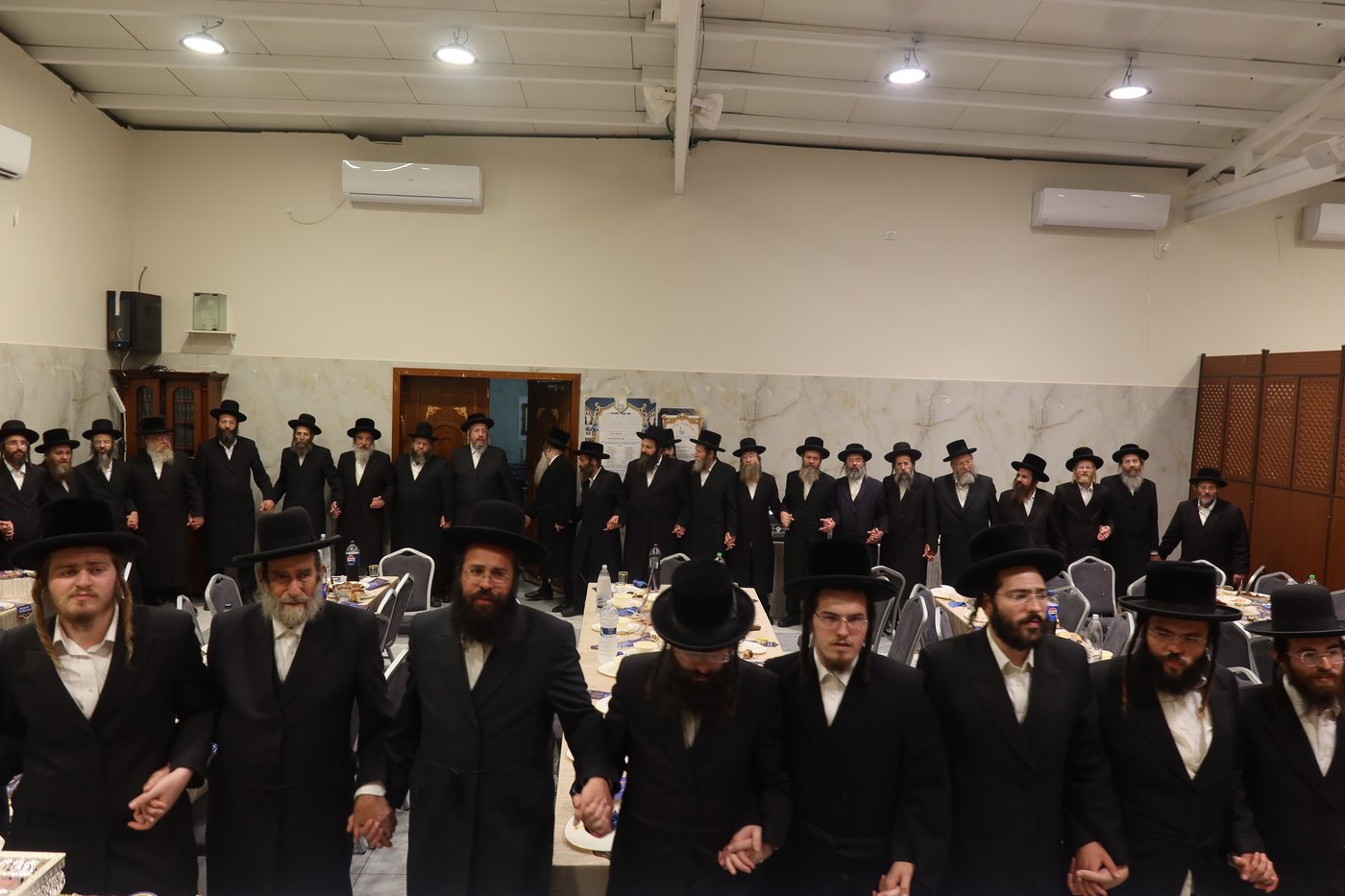 מעמד כבוד התורה בחצר זוועהיל