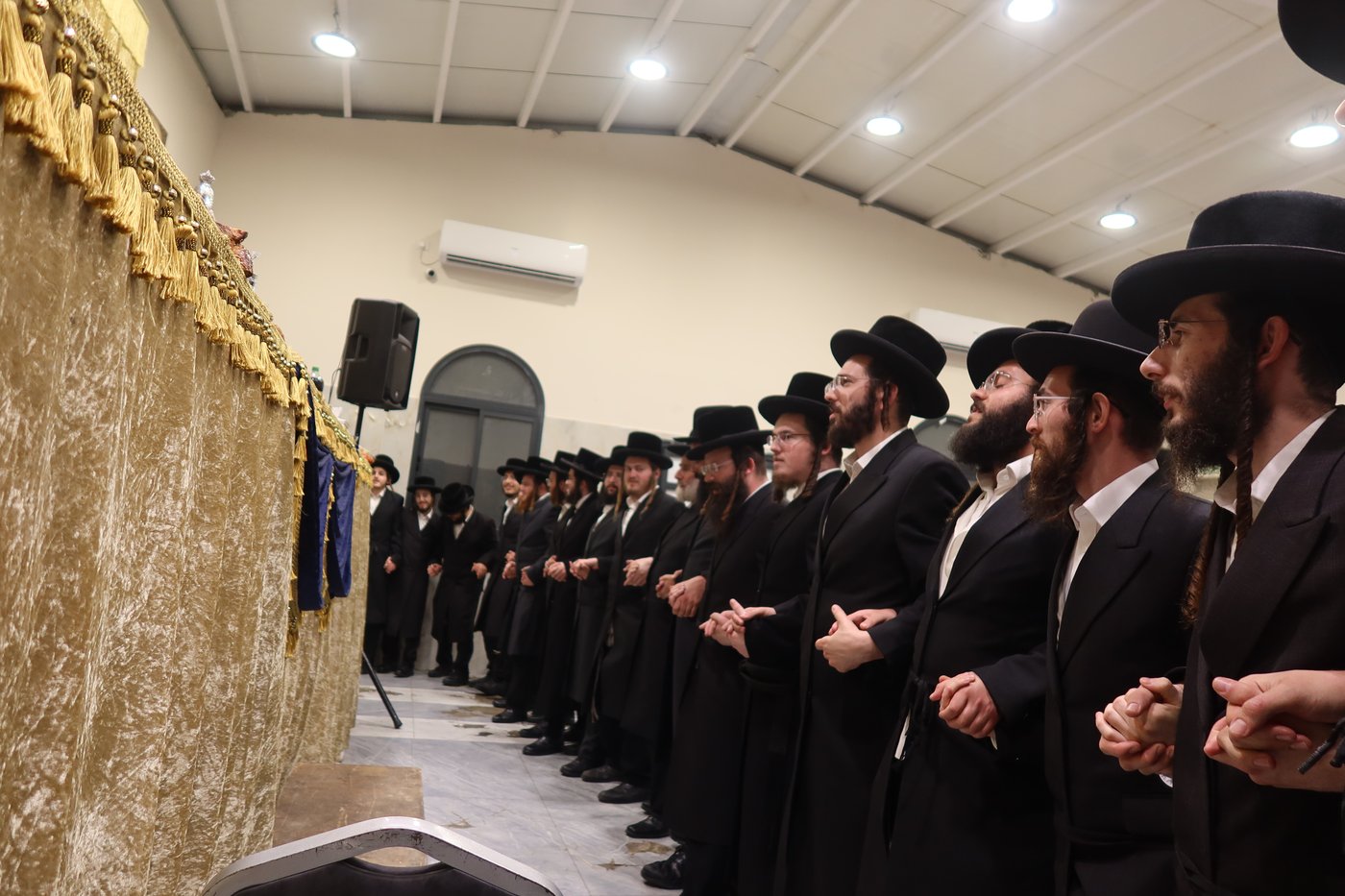מעמד כבוד התורה בחצר זוועהיל