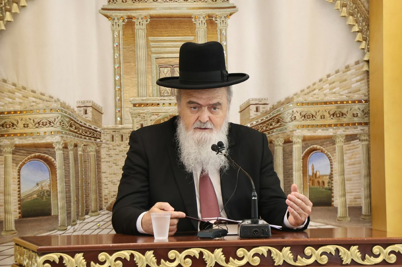 הגאון הרב אהרן בוטבול שליט"א נושא דברים