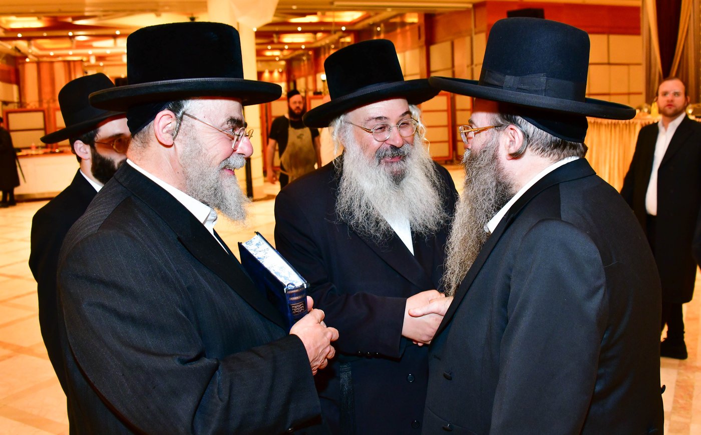 מהשמחה בבני ברק | צילום: שוקי לרר