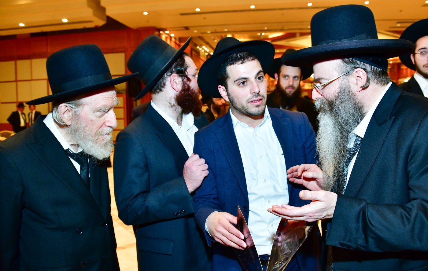 מהשמחה בבני ברק | צילום: שוקי לרר