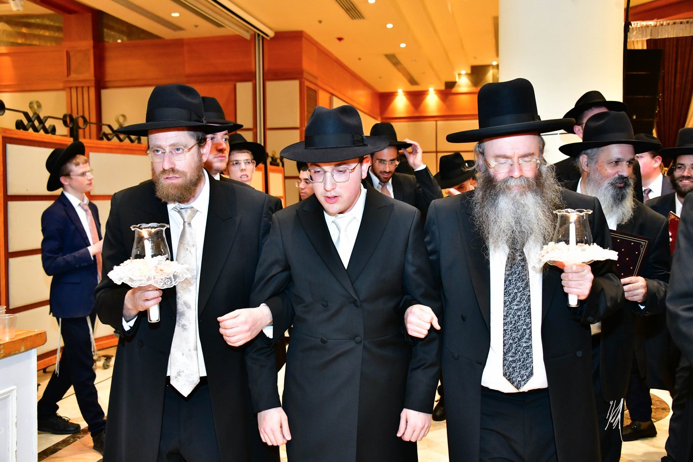 מהשמחה בבני ברק | צילום: שוקי לרר
