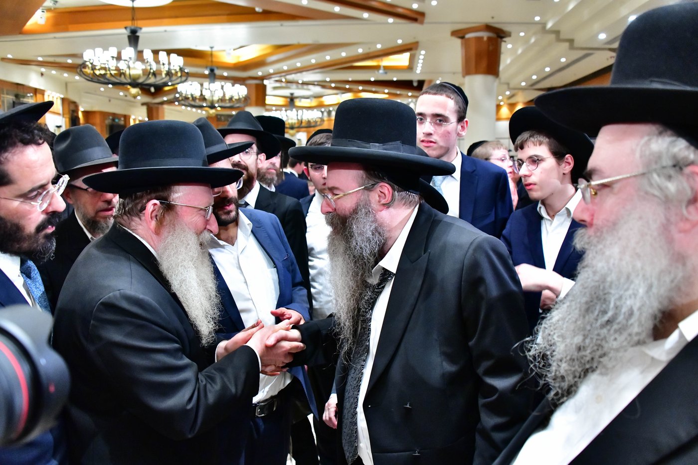 מהשמחה בבני ברק | צילום: שוקי לרר