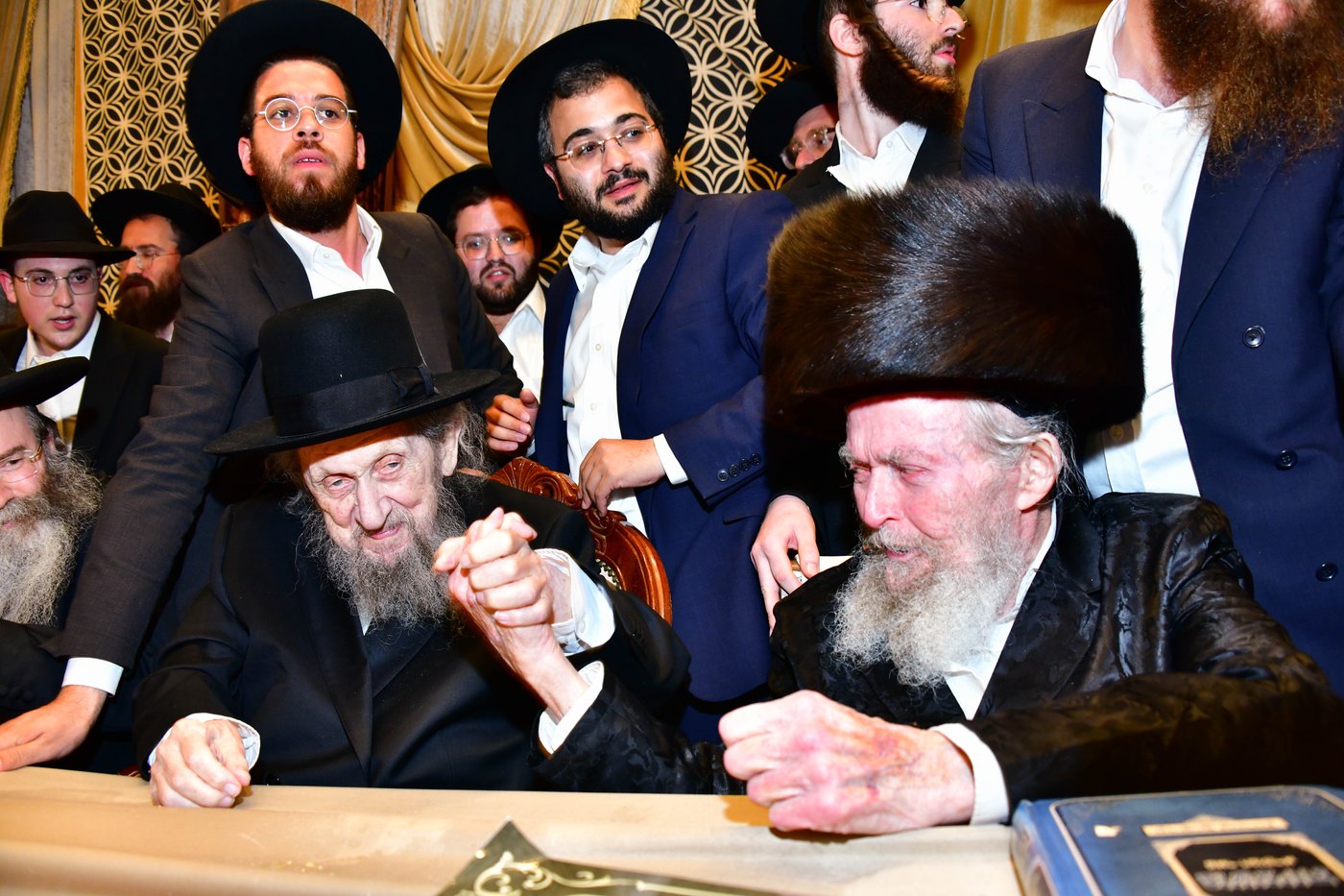 מהשמחה בבני ברק | צילום: שוקי לרר