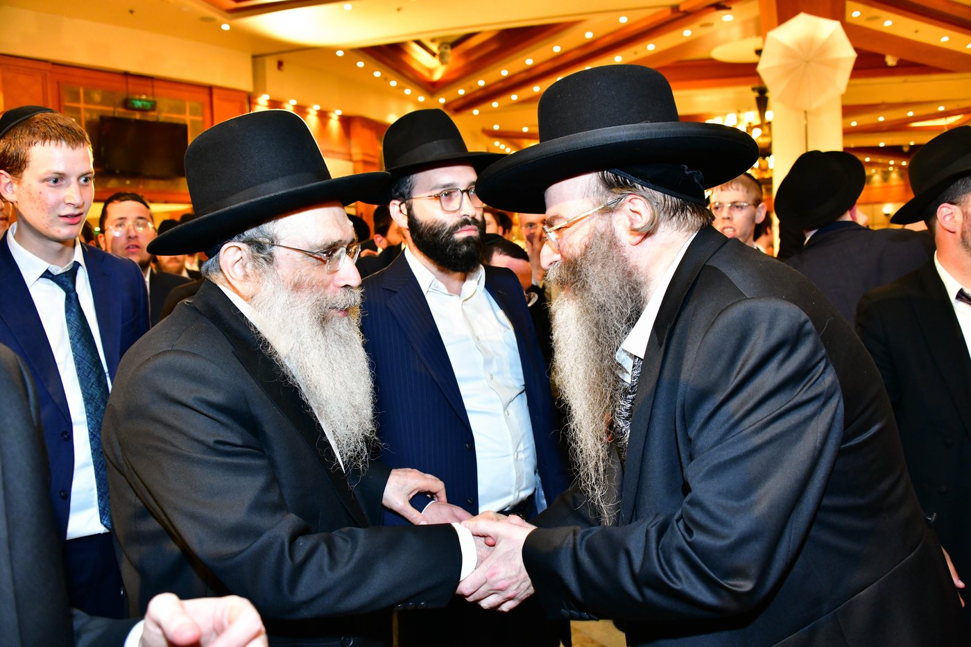 מהשמחה בבני ברק | צילום: שוקי לרר
