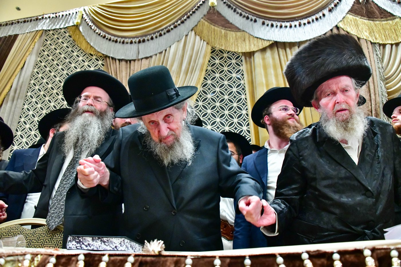 מהשמחה בבני ברק | צילום: שוקי לרר