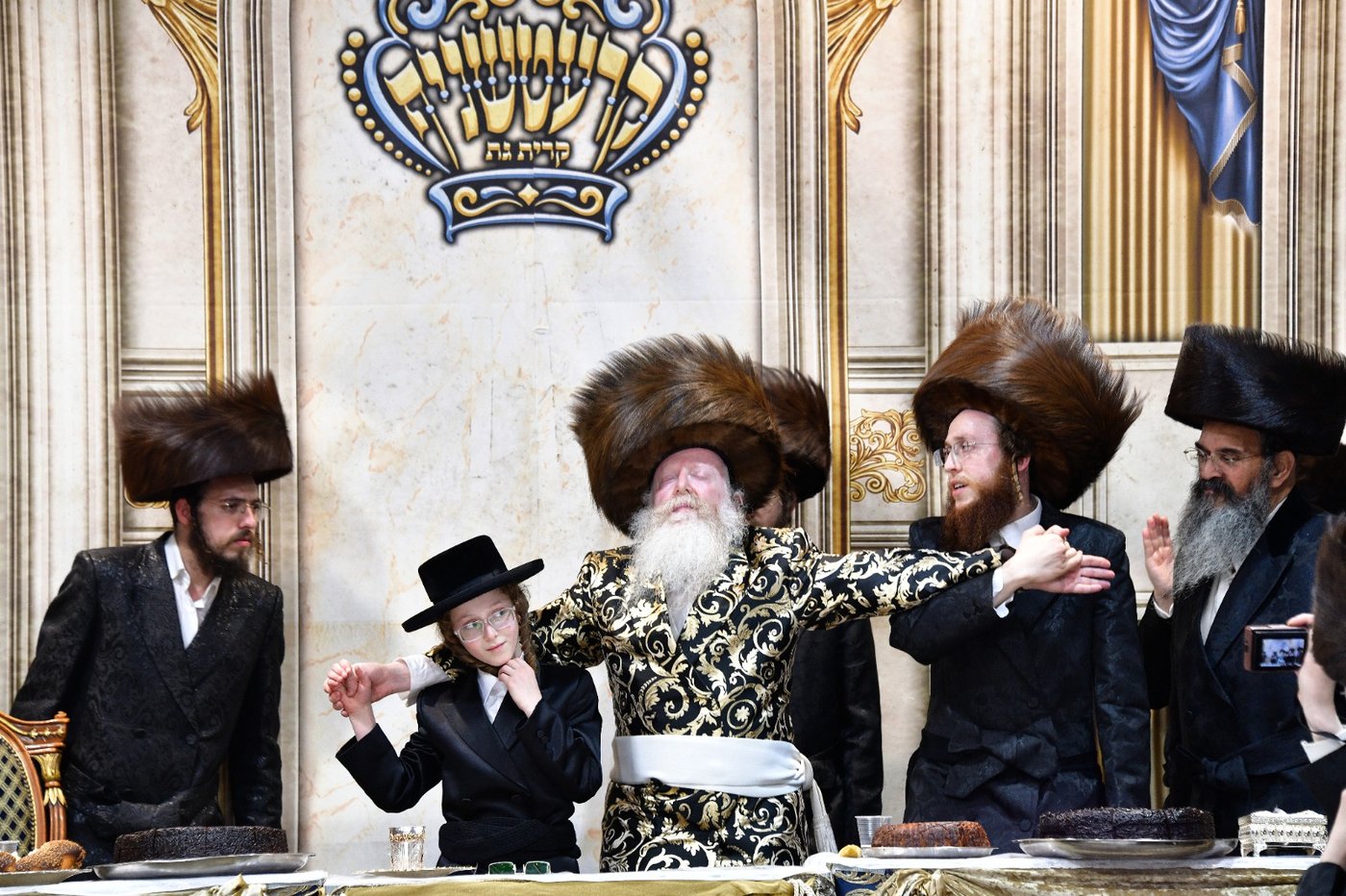 שמחת בר המצווה בקרעטשניף קריית גת | צילומים: יוסי לוי, א. שטול - מהנעשה והנשמע