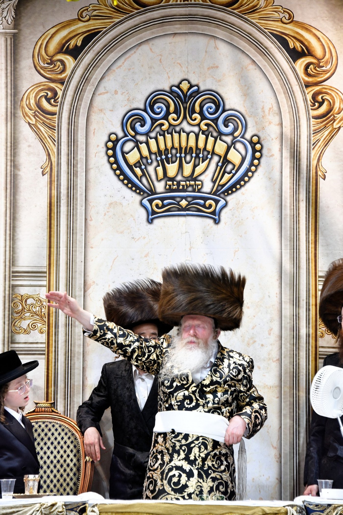 שמחת בר המצווה בקרעטשניף קריית גת | צילומים: יוסי לוי, א. שטול - מהנעשה והנשמע